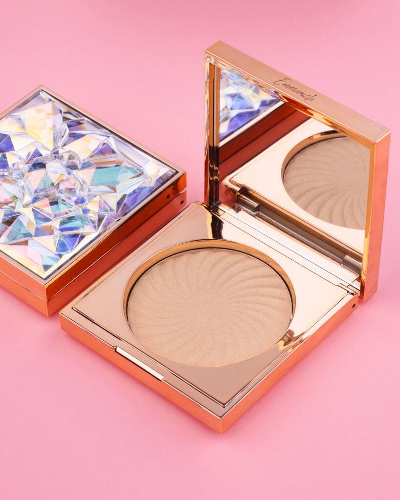 DREAMY HIGHLIGHTER